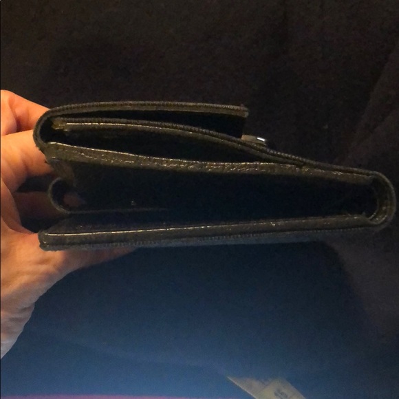 Gucci GG Monogram Bifold Black Leather Wallet - Picture 8 of 9
